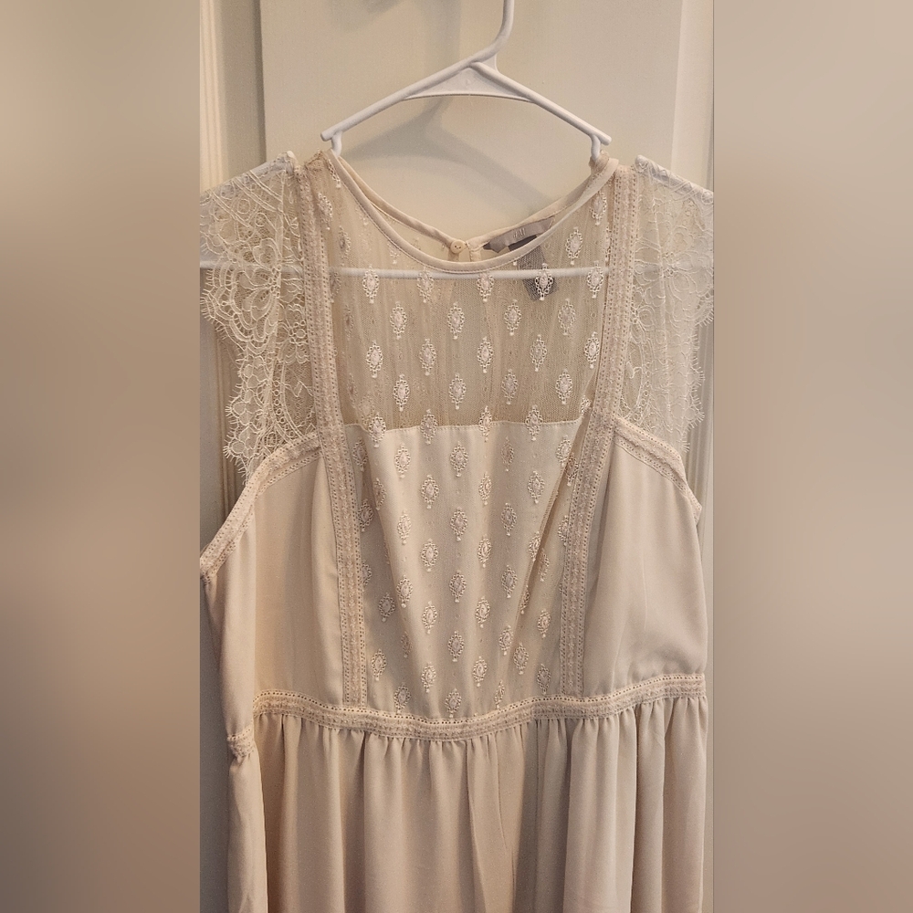 EUC H&M Ivory Lace Dress Size 14 - Picture 2 of 4